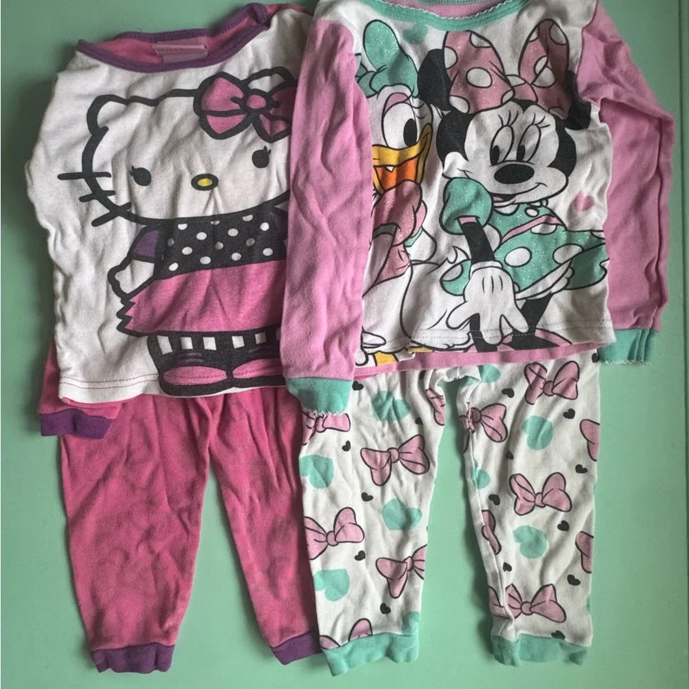 Girls Minnie, Daisy Duck & Hello Kitty Bundle of 4 - Size 2T -‎ Sleepers & PJs